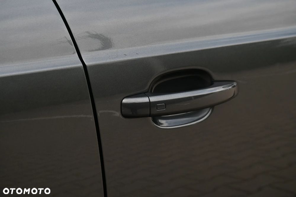 Audi Q3 2.0 TDI Quattro S tronic - 19