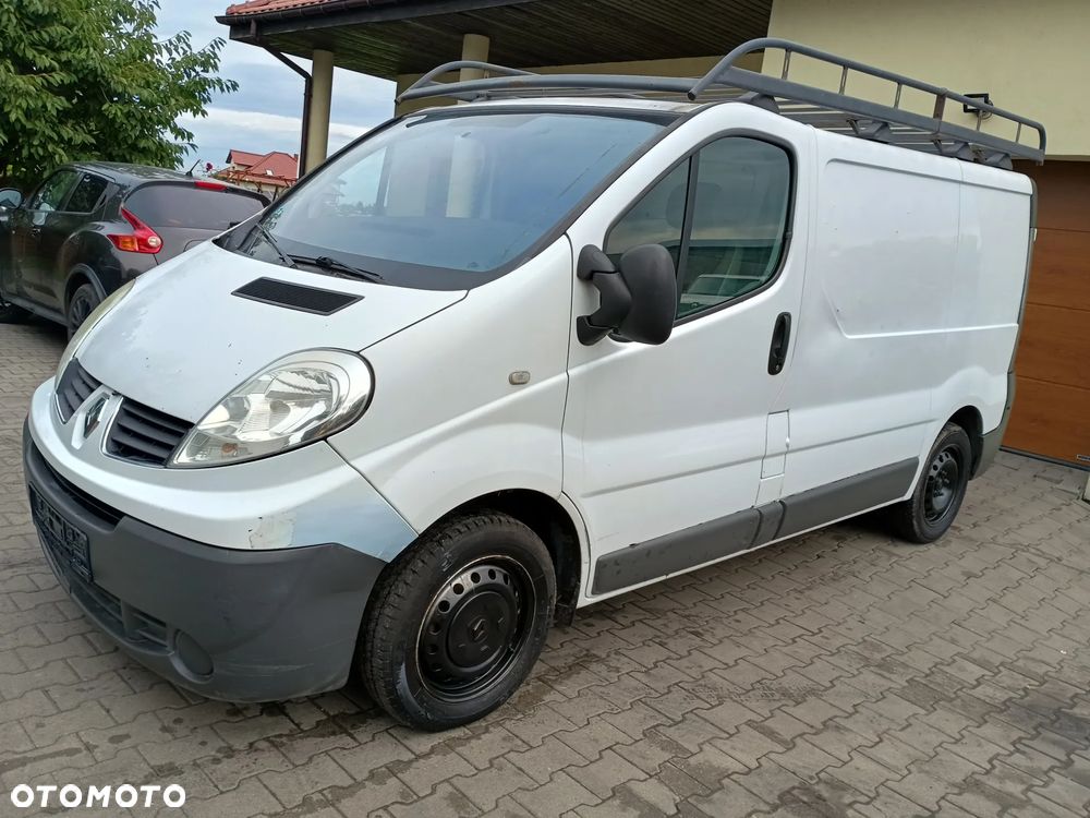 Renault Trafic - 1