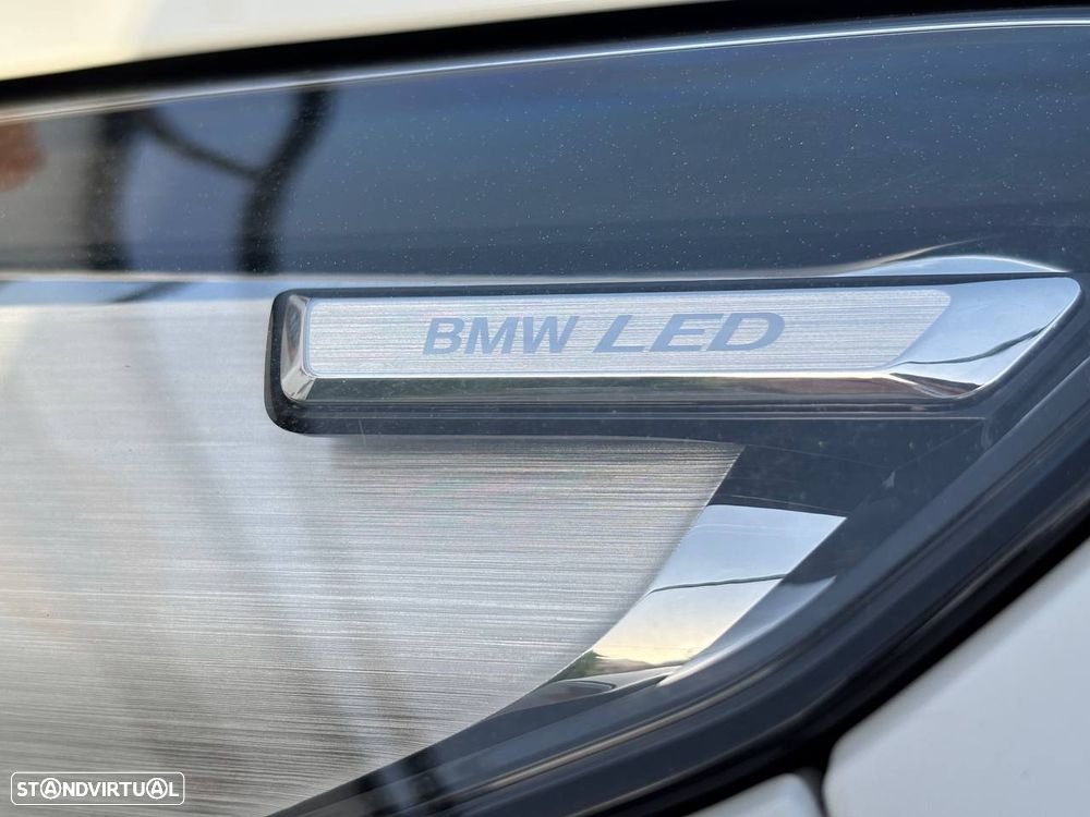 BMW iX1 xDrive30 xLine - 30