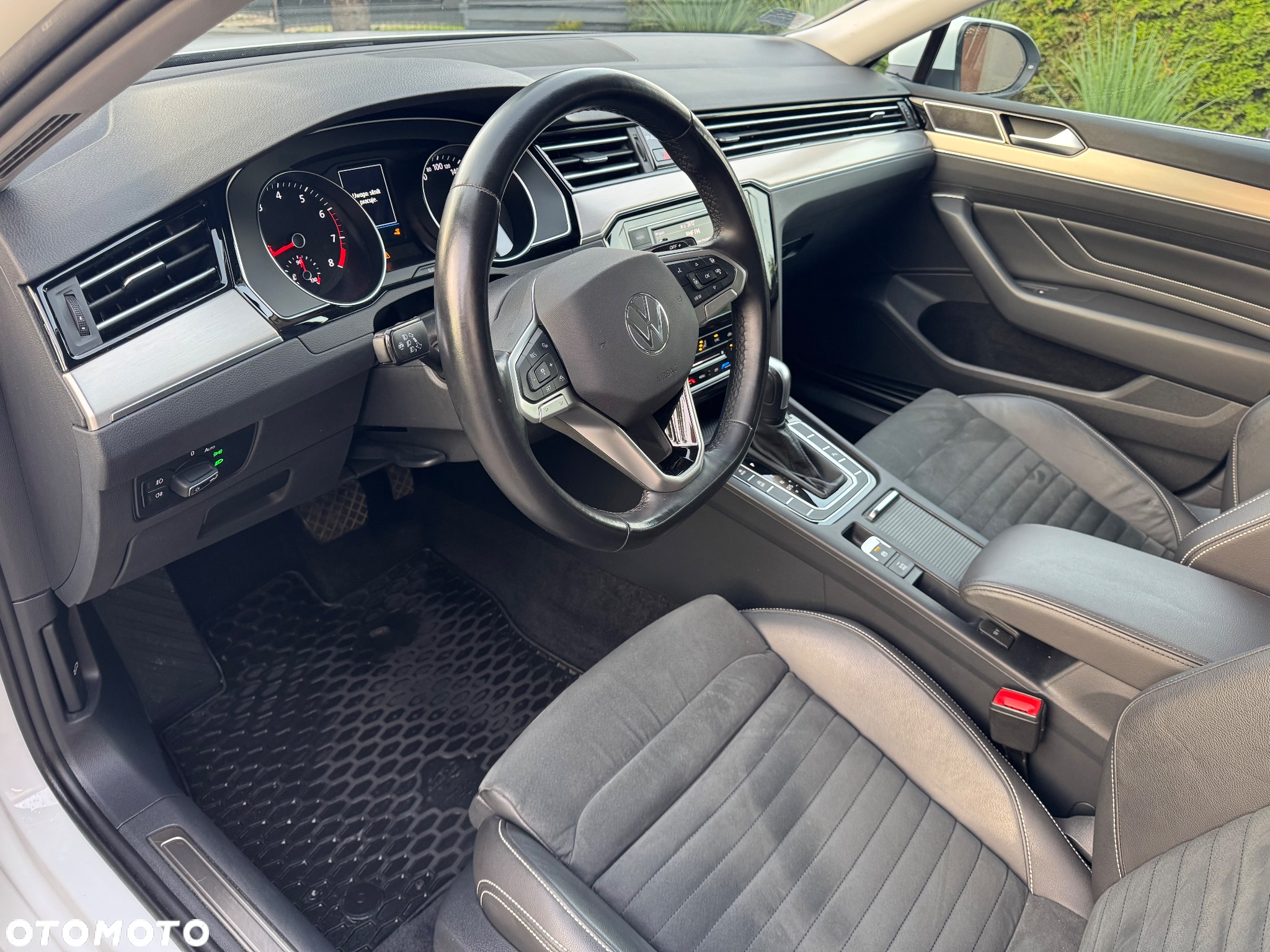 Volkswagen Passat 2.0 TSI Elegance DSG - 29