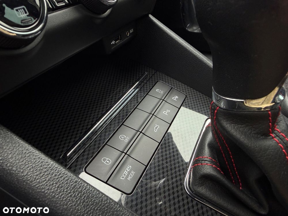 Skoda Octavia 2.0 TSI RS 230 DSG - 16