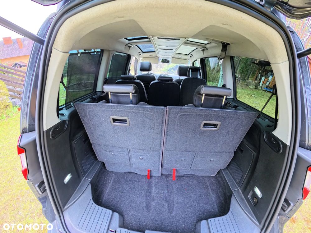 Ford Galaxy 2.0 TDCi Ghia - 24