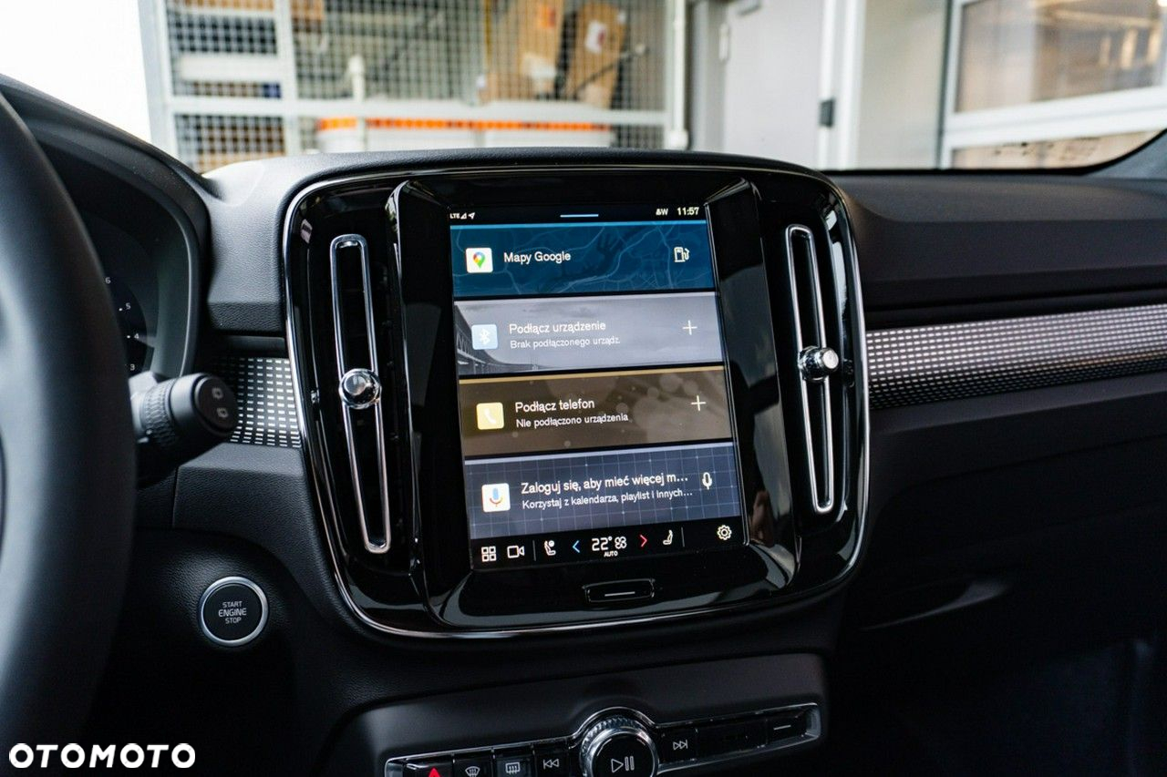 Volvo XC 40 - 32