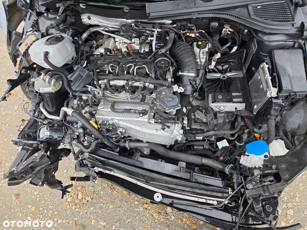 Volkswagen Golf 2.0 TDI SCR DSG R-Line - 12