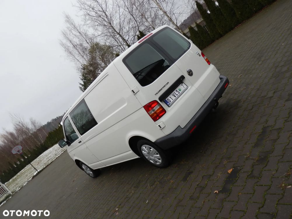 Volkswagen Transporter - 4