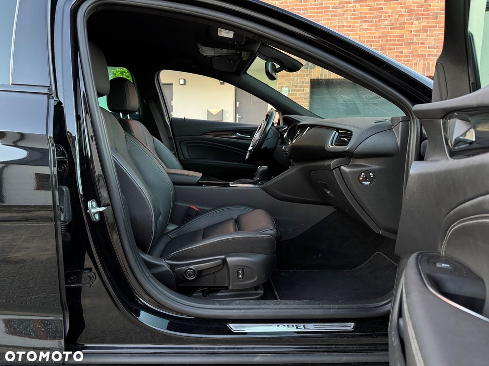 Opel Insignia 2.0 CDTI 4x4 Exclusive S&S - 9