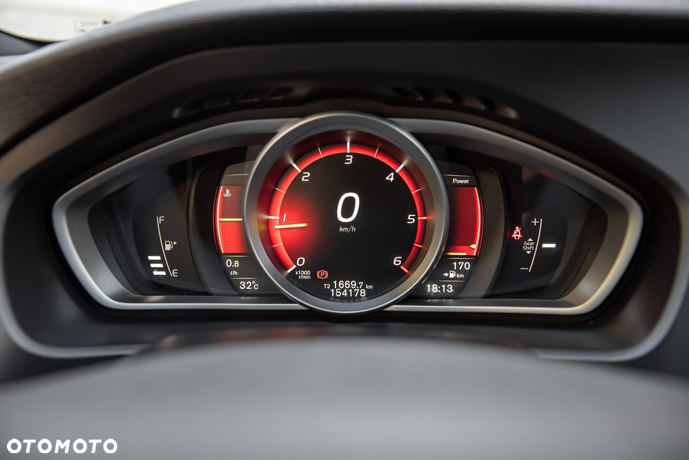 Volvo V40 D2 RDesign - 20