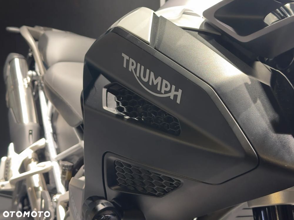 Triumph Tiger - 3