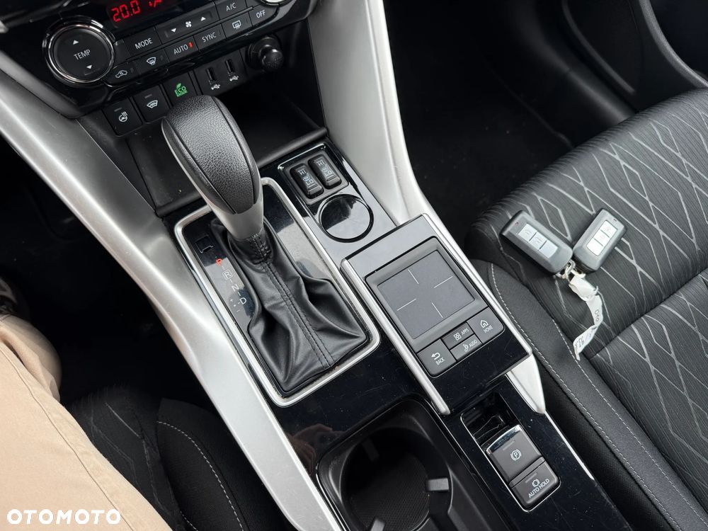 Mitsubishi Eclipse Cross 1.5 T-MIVEC 2WD CVT Diamant+ - 22