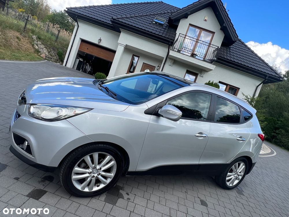 Hyundai ix35 2.0 CRDi 4WD Fifa World Cup Gold Edition - 7