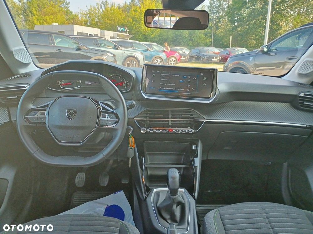 Peugeot 208 - 9