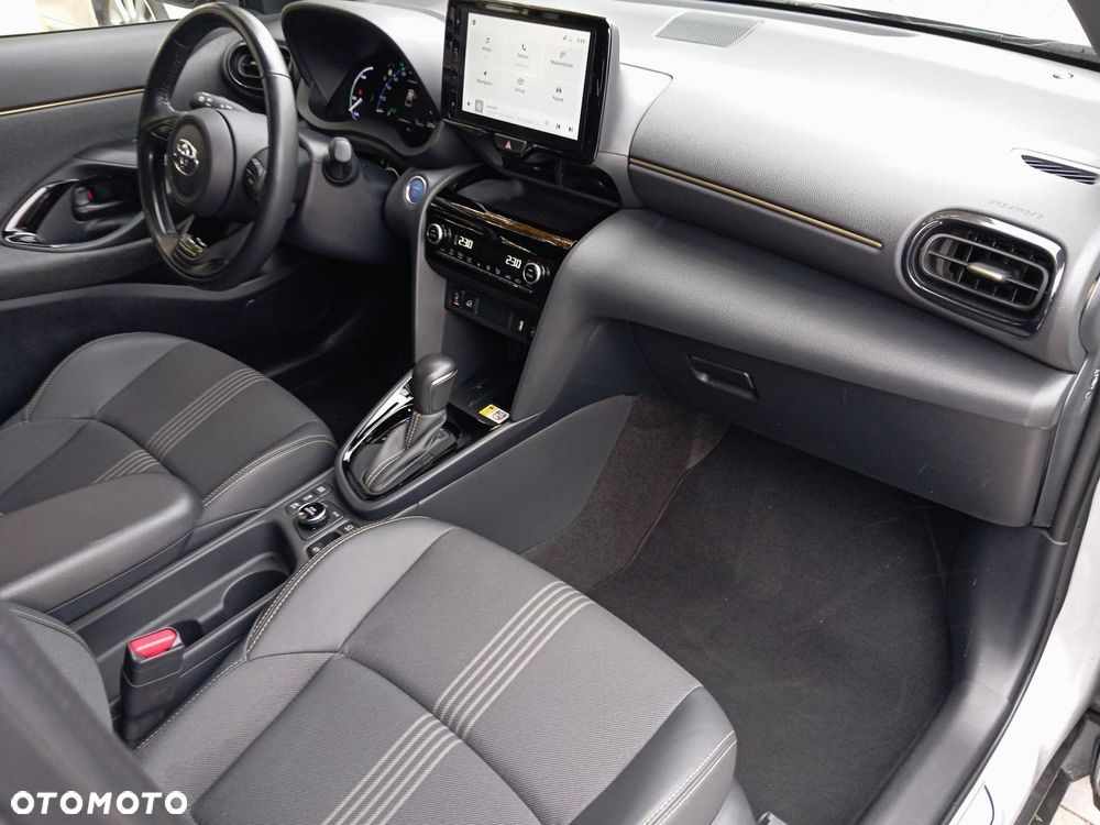 Toyota Yaris Cross Hybrid 1.5 Adventure 4x4 - 12
