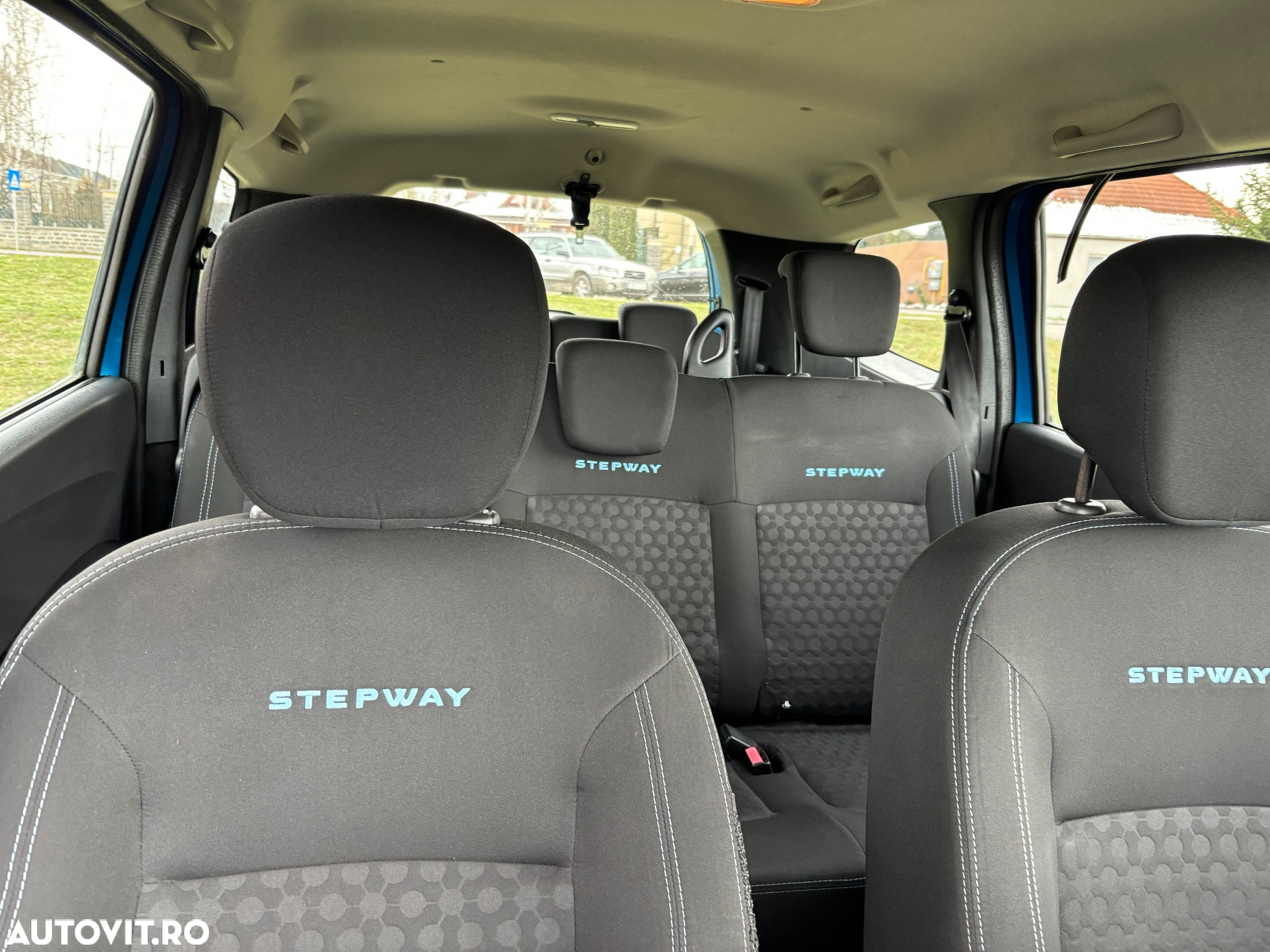 Dacia Lodgy 1.2 TCe Stepway - 23