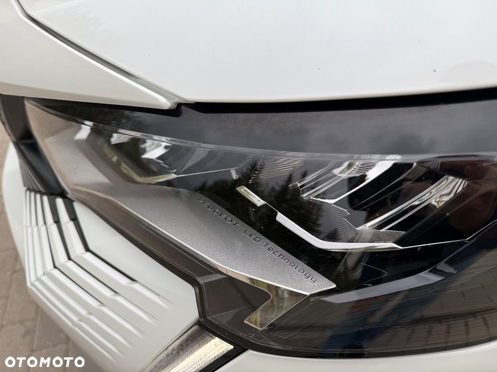 Peugeot 3008 BlueHDi 130 Stop & Start EAT8 Allure - 13