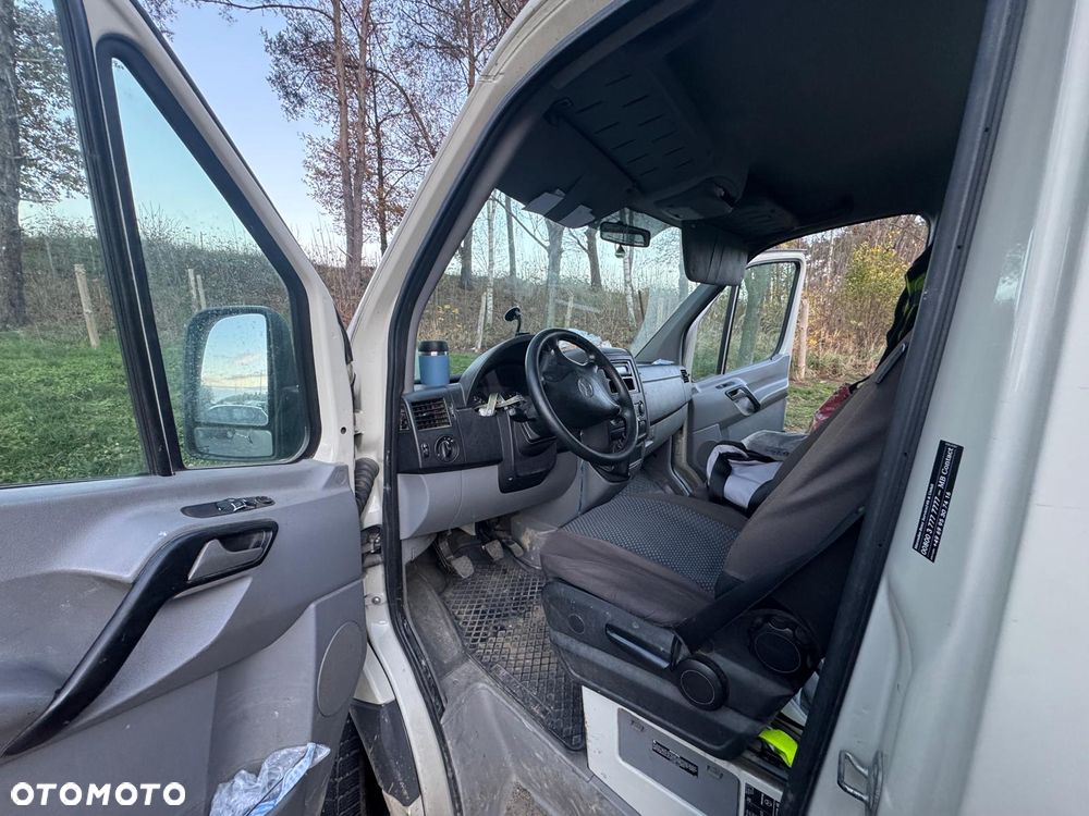 Mercedes-Benz Sprinter - 5