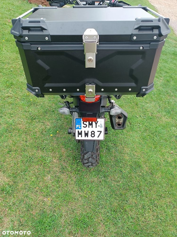Suzuki DL - 16