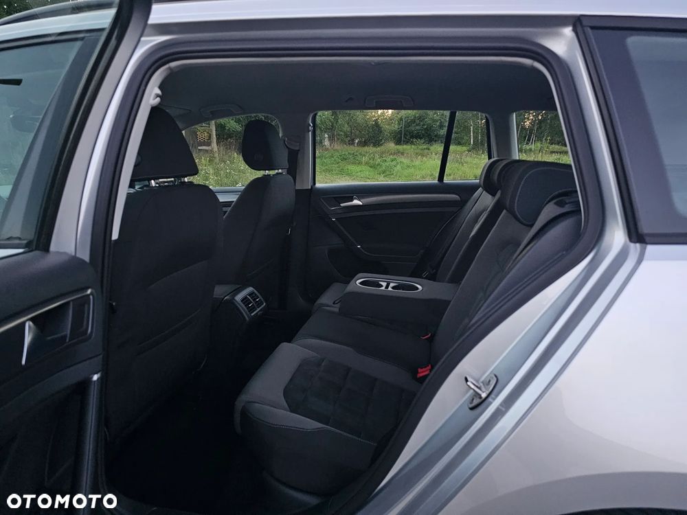 Volkswagen Golf 1.6 TDI BMT Highline - 10