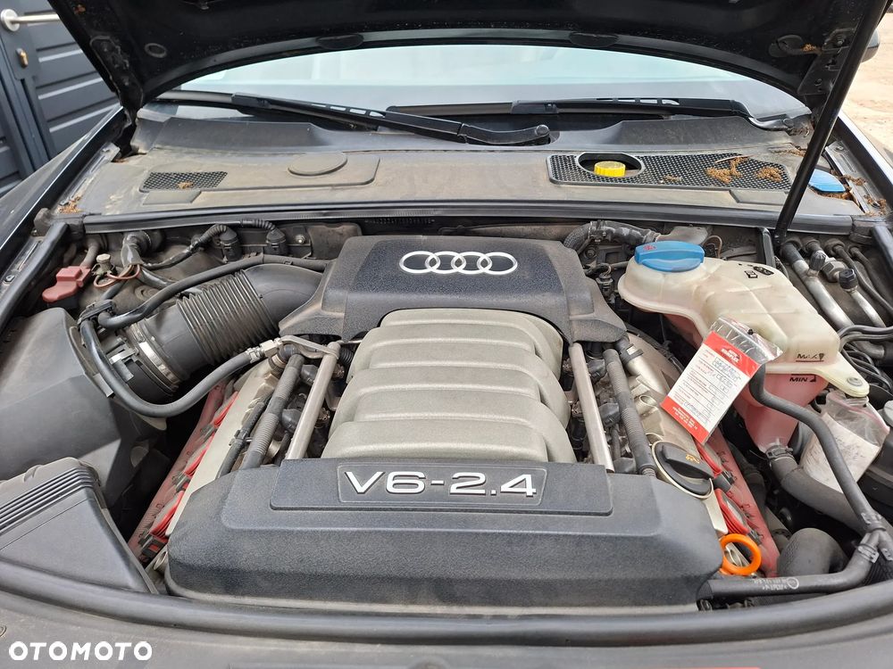 Audi A6 Avant 2.4 Quattro - 14