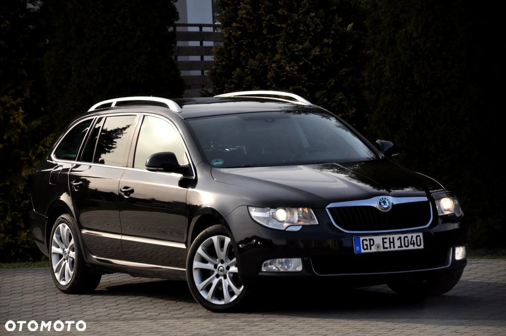 Skoda Superb 2.0 TDI DSG Exclusive - 8