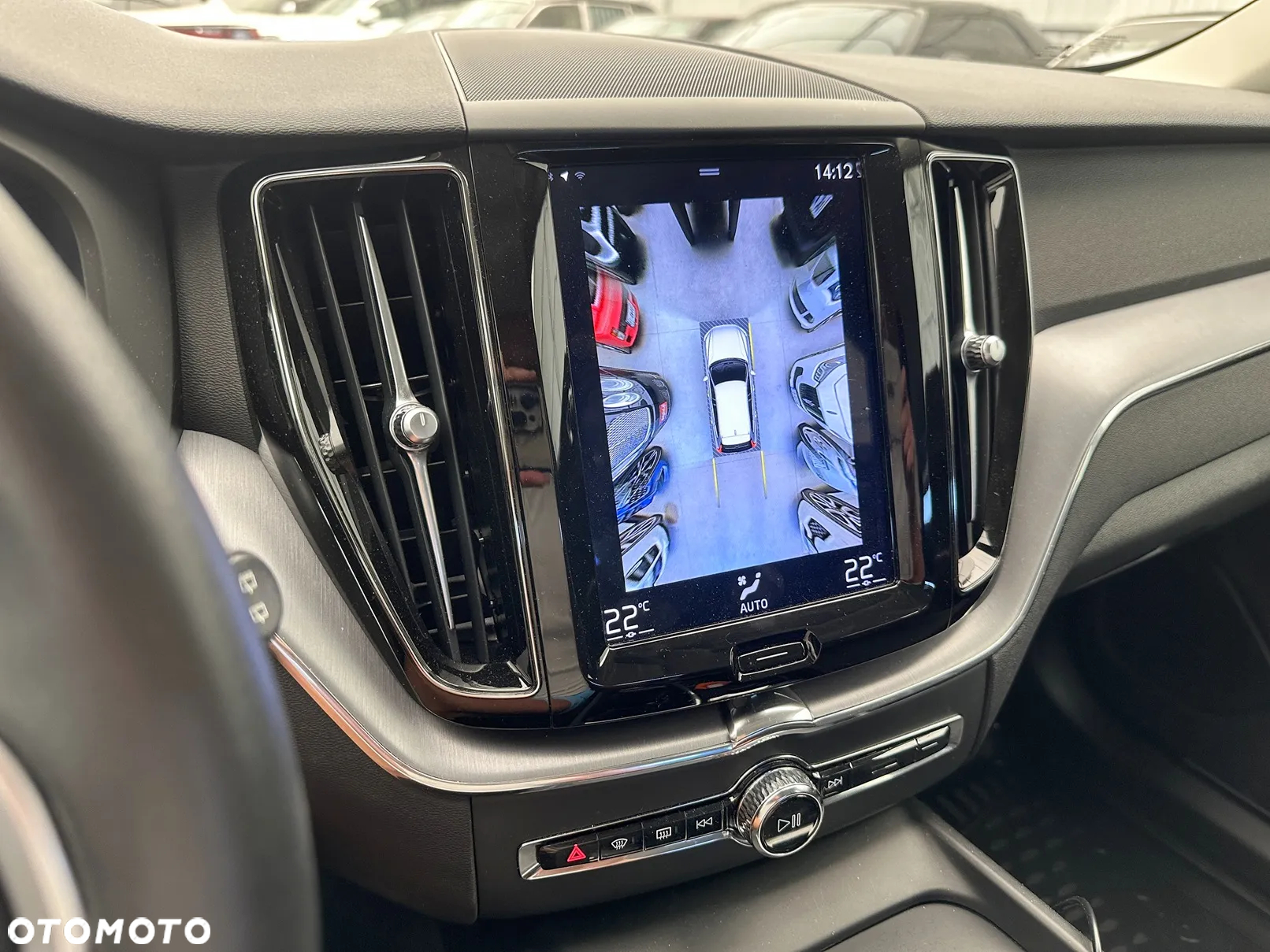 Volvo XC 60 T5 AWD Momentum - 9