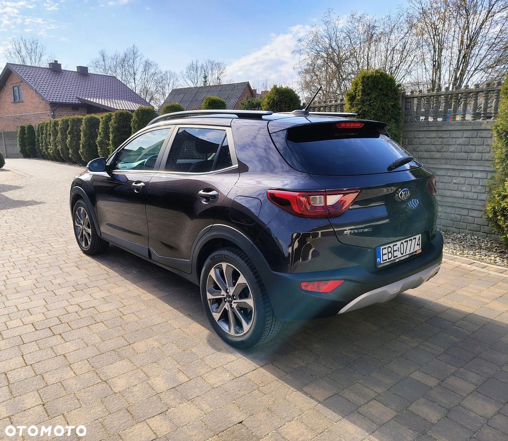 Kia Stonic 1.4 L - 5