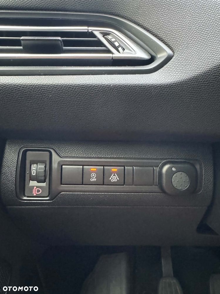 Peugeot 308 - 20
