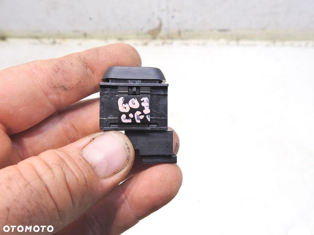 PRZYCISK SZYBY PEUGEOT 607 LIFT - 3