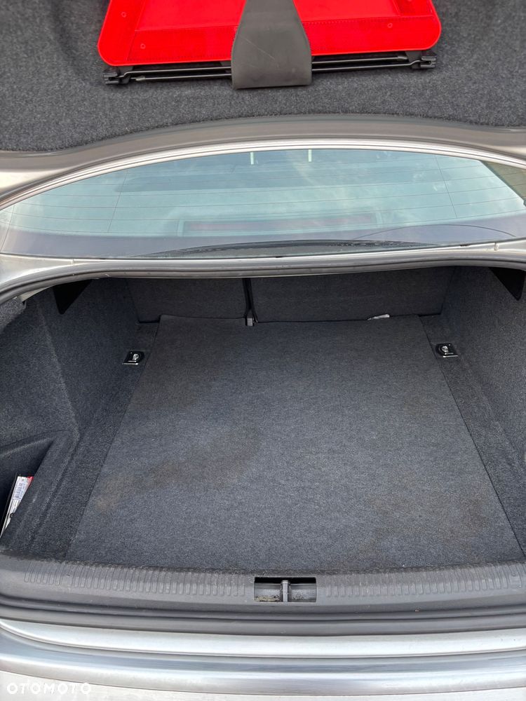 Audi A4 Avant 1.6 - 10