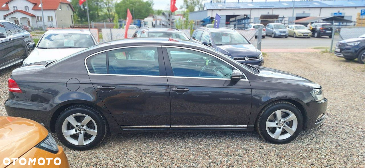 Volkswagen Passat - 7