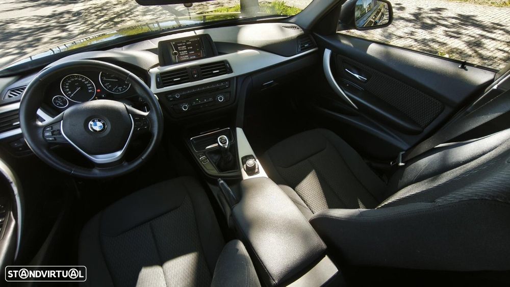 BMW 318 d Line Modern - 11