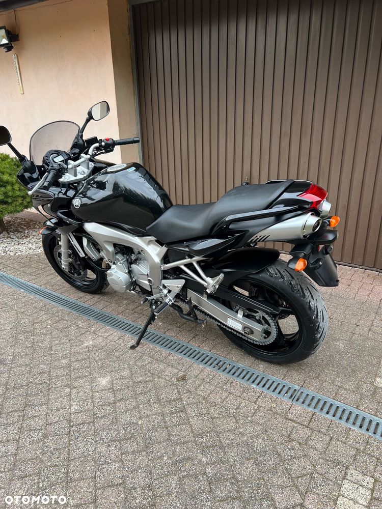 Yamaha FZ6 - 5