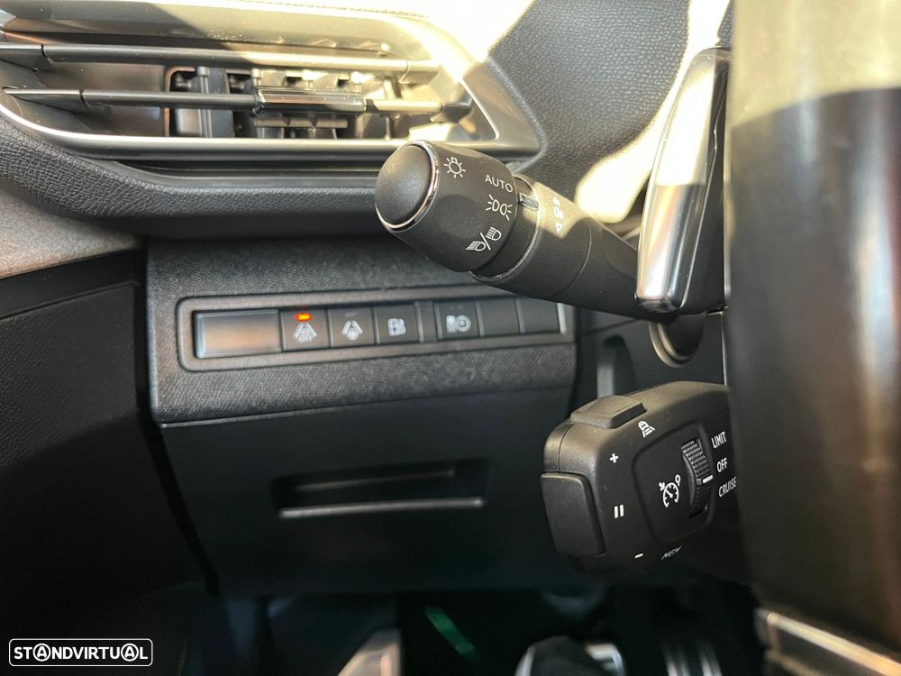 Peugeot 3008 - 22