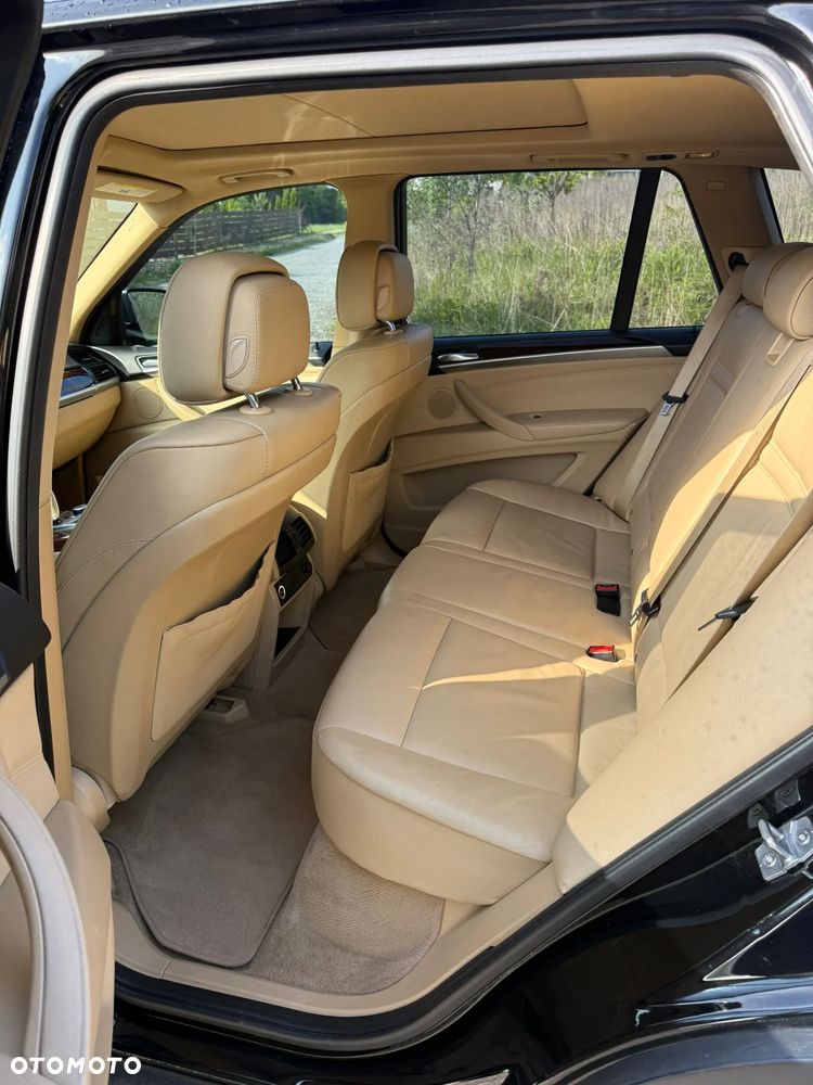 BMW X5 xDrive35i Edition Exclusive - 13