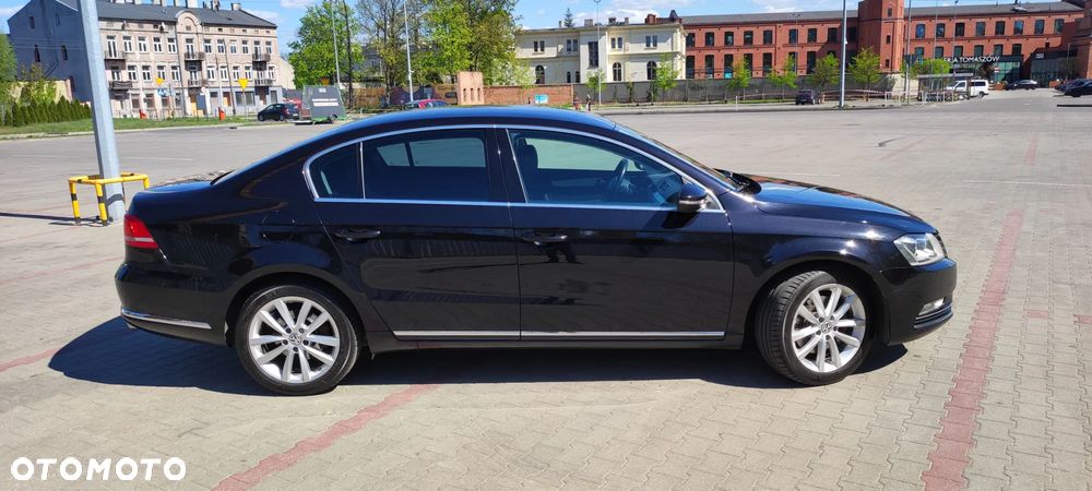 Volkswagen Passat 2.0 TDI 4Mot Highline DSG - 4