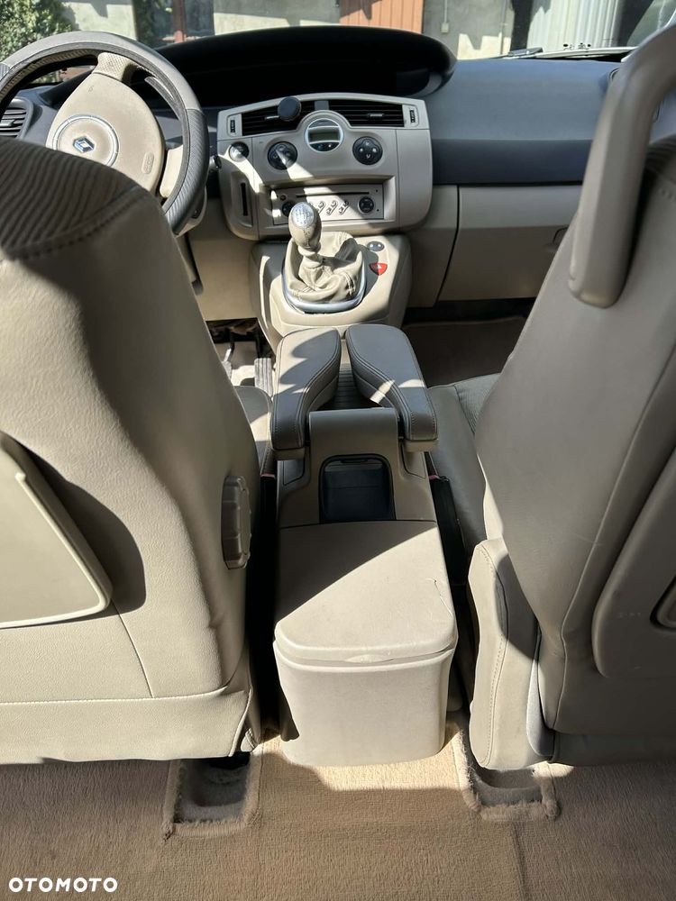 Renault Grand Scenic Gr 1.9 dCi Alize - 19