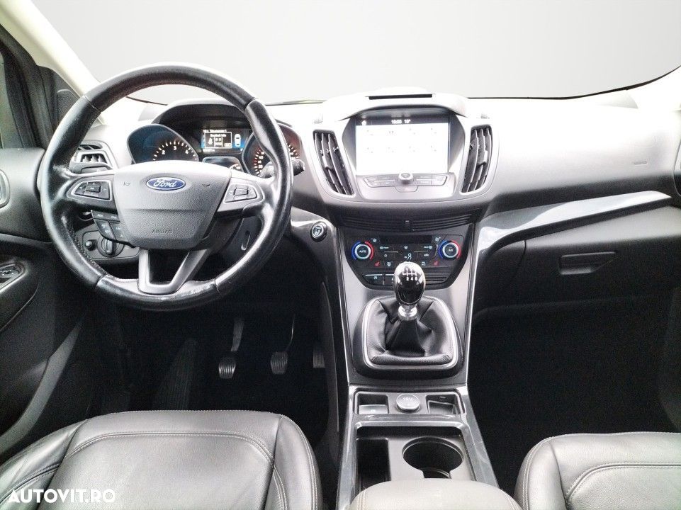 Ford Kuga - 14