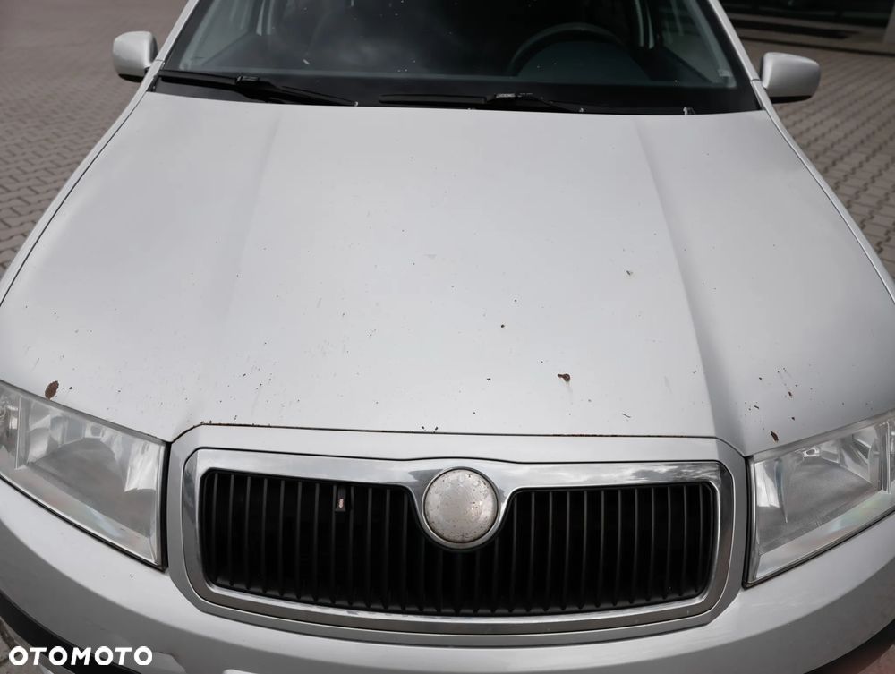 Skoda Fabia 1.4 16V Active - 4