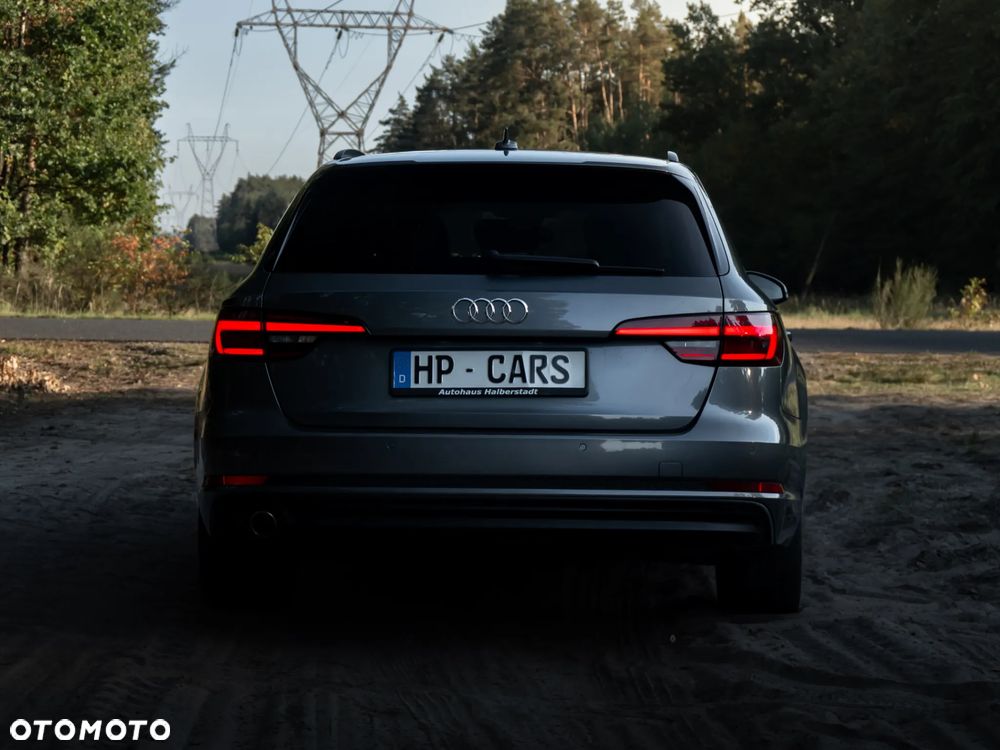 Audi A4 Avant 2.0 TDI DPF S line Sportpaket - 32