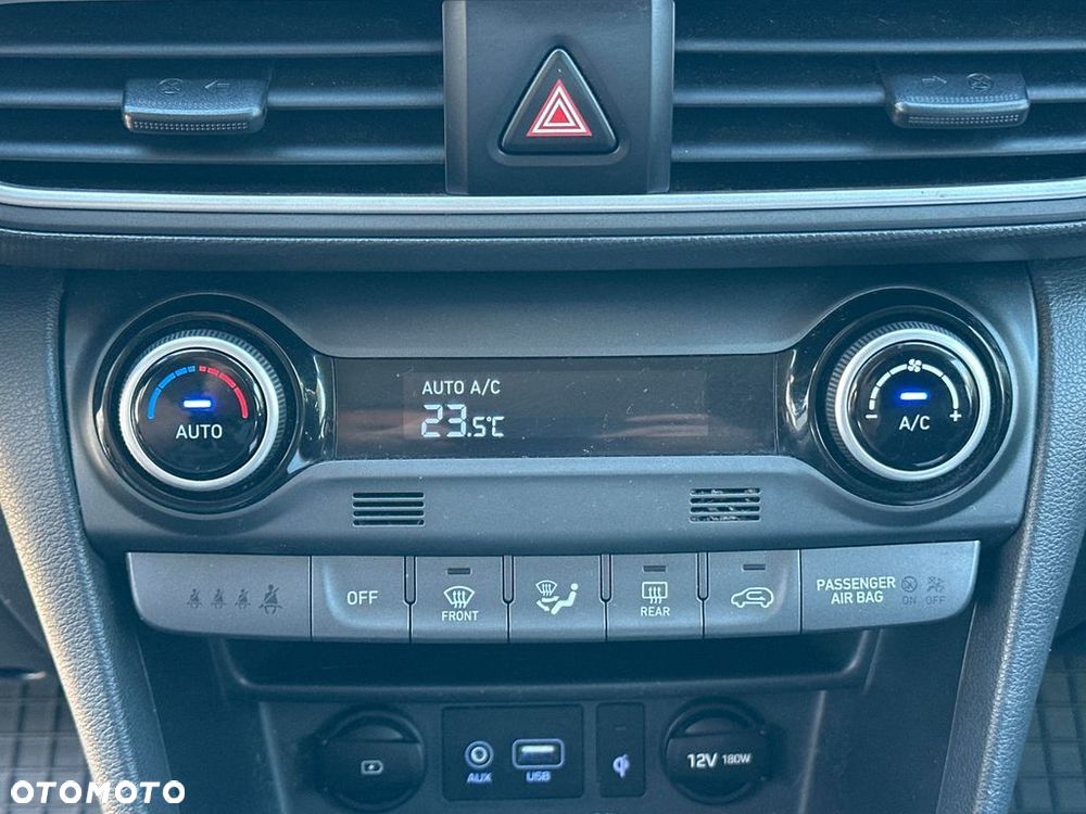 Hyundai Kona - 21