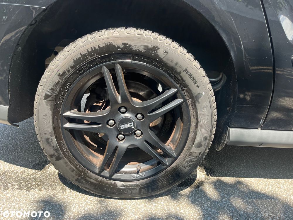 Ford Tourneo Connect Grand - 31