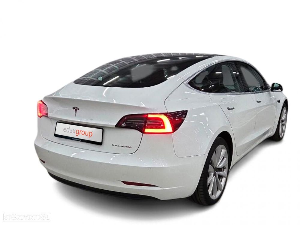Tesla Model 3 AWD Dual Motor Performance - 2
