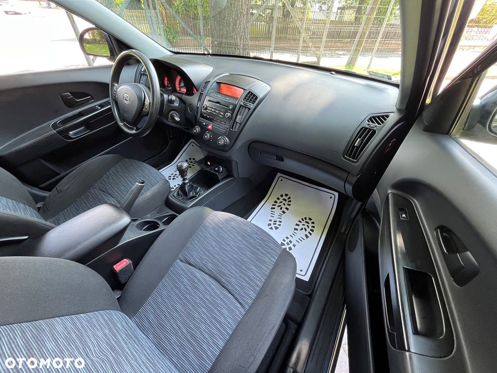 Kia Ceed 1.6 Crdi Comfort + - 19