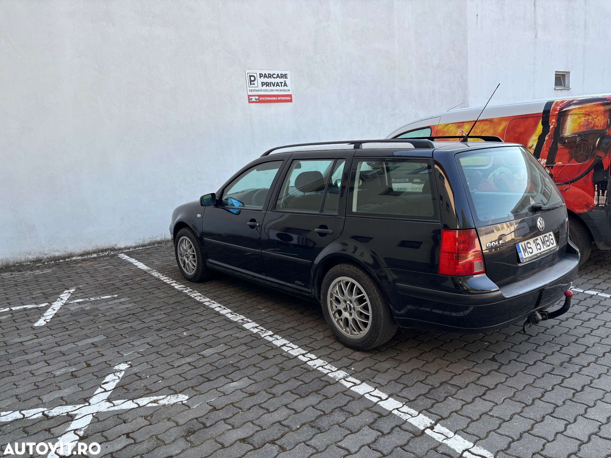 Volkswagen Golf Variant 2.0 Comfortline - 8