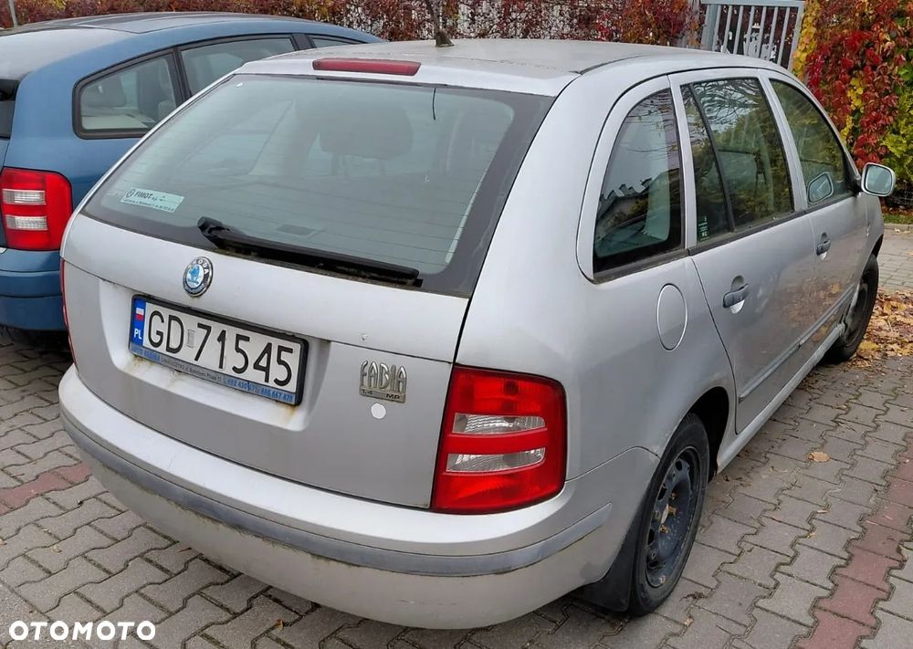 Skoda Fabia - 3