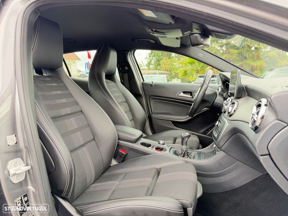 Mercedes-Benz GLA 180 d Style - 30