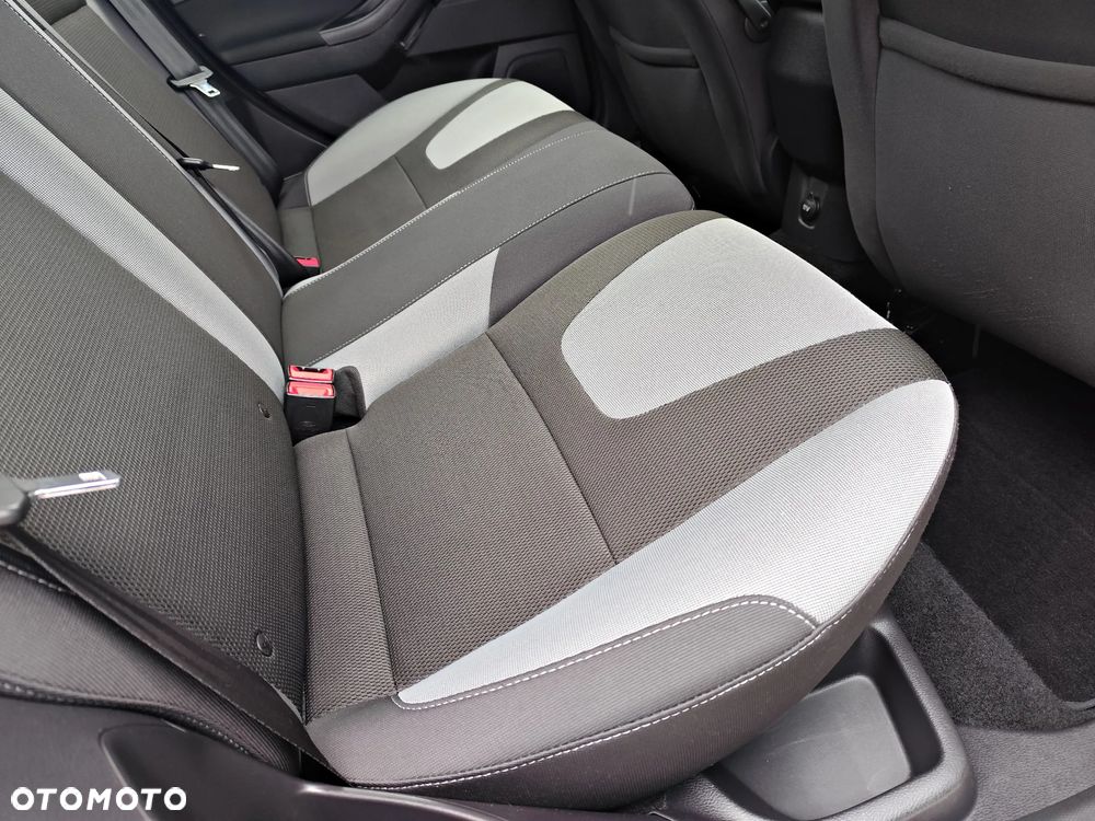 Ford Focus 1.6 TDCi DPF Champions Edition - 30