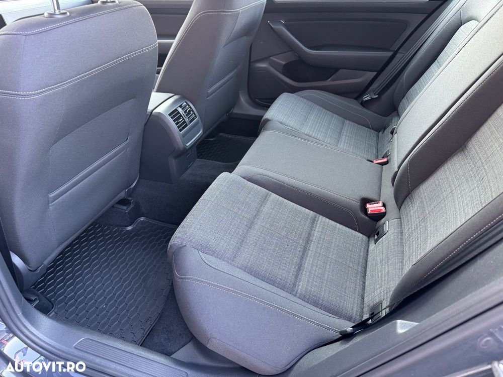 VOLKSWAGEN Passat 2020 — imagine 19