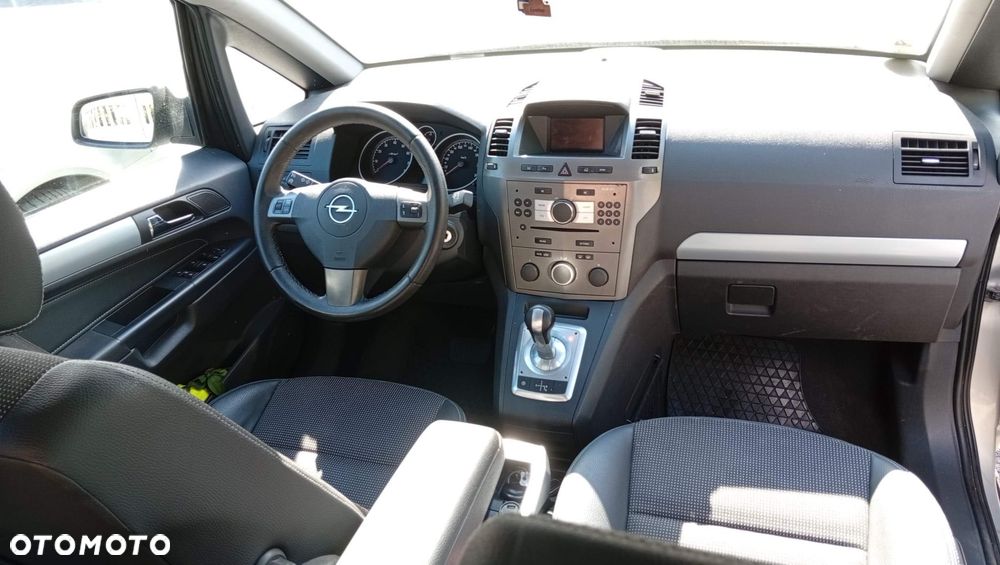 Opel Zafira - 6