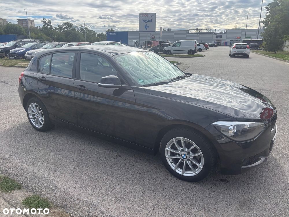 BMW Seria 1 116i - 13