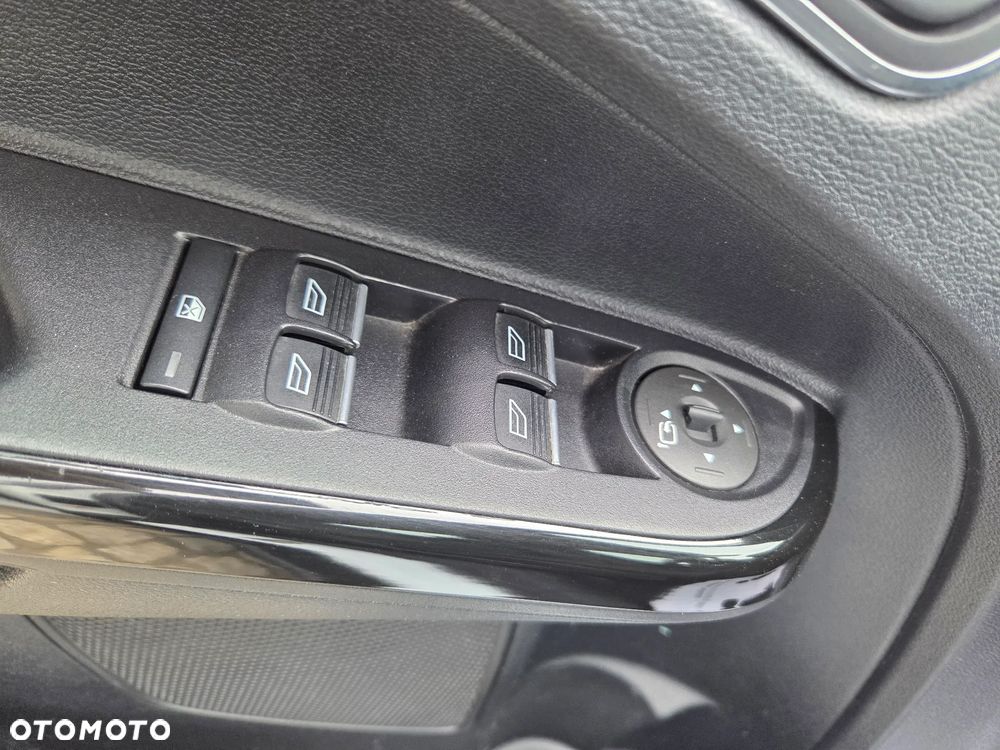 Ford B-MAX 1.0 EcoBoost Titanium - 23